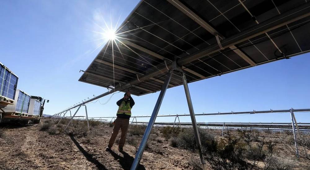Солнечная энергия и аккумуляторные батареи составят 81% новой генерации электроэнергии в США в 2024 году: EIA